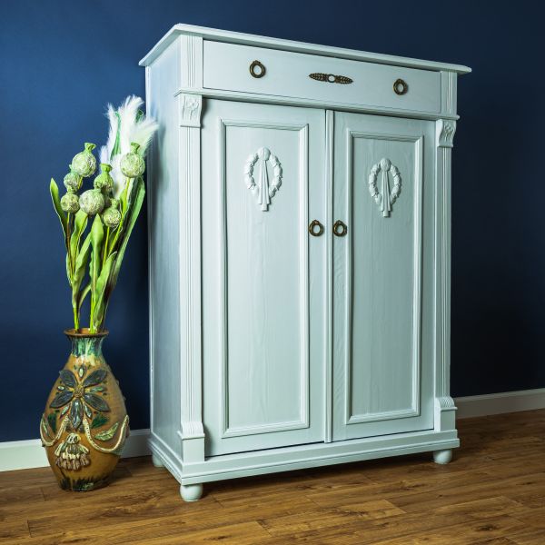 Wardrobe Assembly in Federal Way