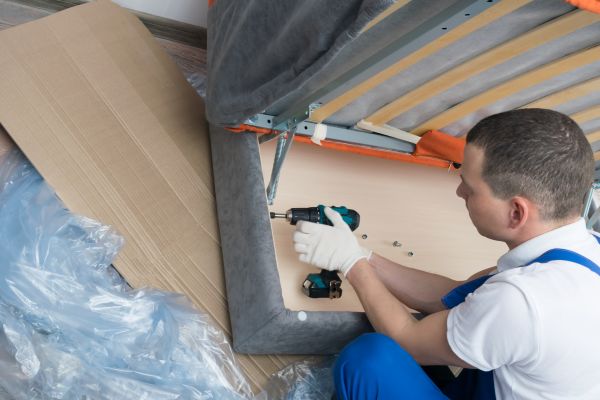 Couch Assembly in Federal Way